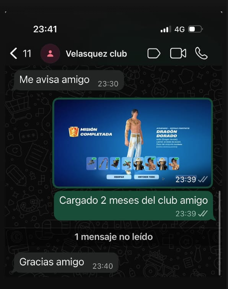 Cliente recibe el Club con la skin Dragón Dorado